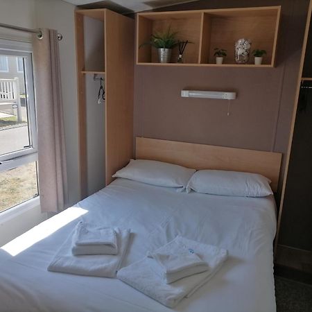 Sea Haven - 4 Bedroom Static Near The Beach Dymchurch Kültér fotó